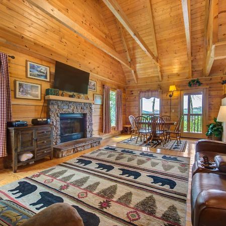 Bear Tracks, 2 Bedrooms, Hot Tub, Fireplace, Wifi, Jetted Tub, Sleeps 6 Gatlinburg Exteriér fotografie