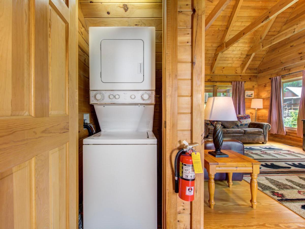 Bear Tracks, 2 Bedrooms, Hot Tub, Fireplace, Wifi, Jetted Tub, Sleeps 6 Gatlinburg Exteriér fotografie